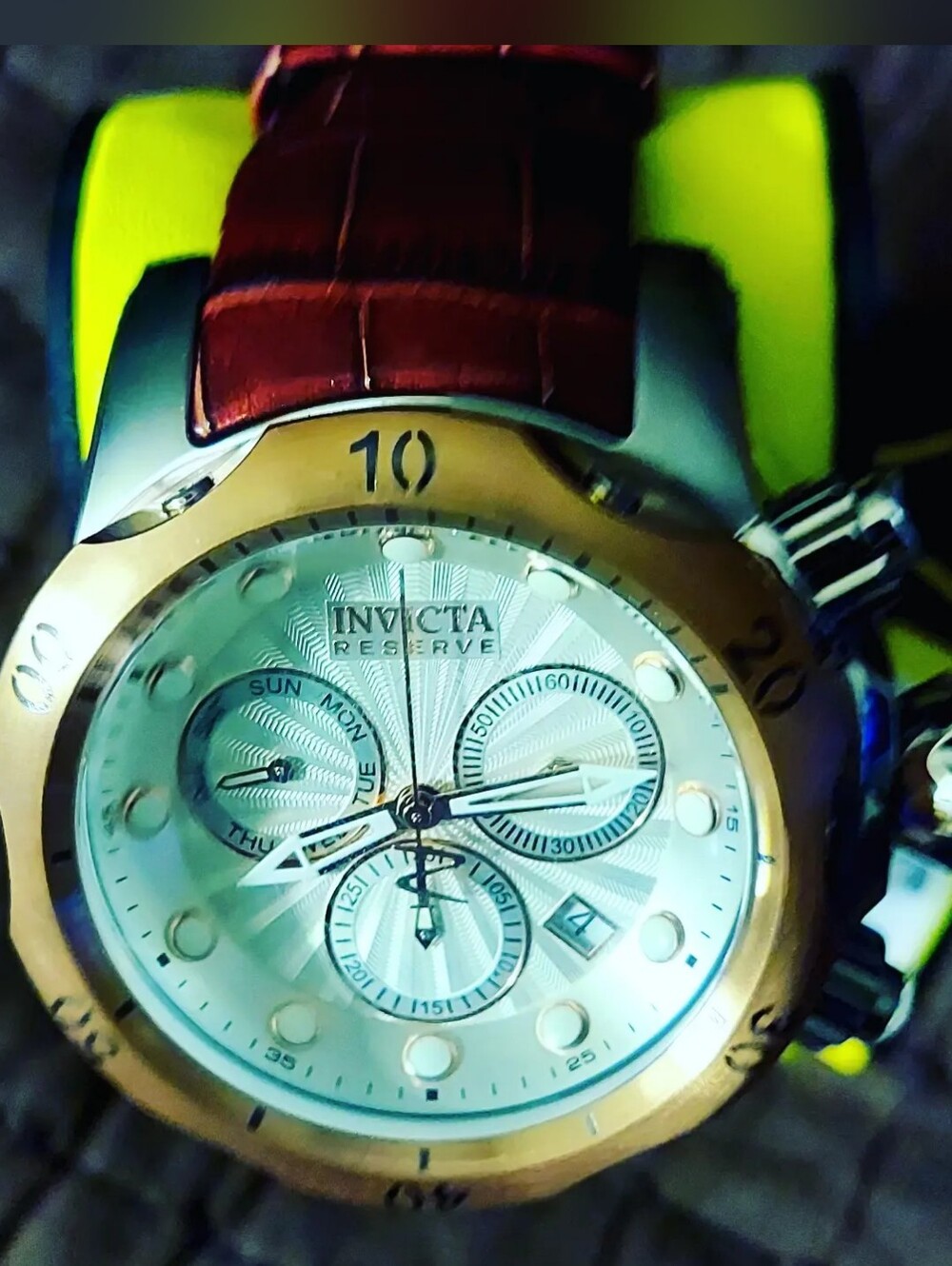 New invicta venom elegance swiss chronograph